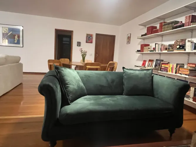 Sofá verde