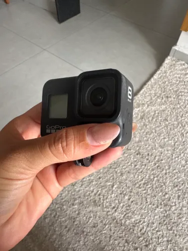 Vendo duas Go Pro 8 e 13