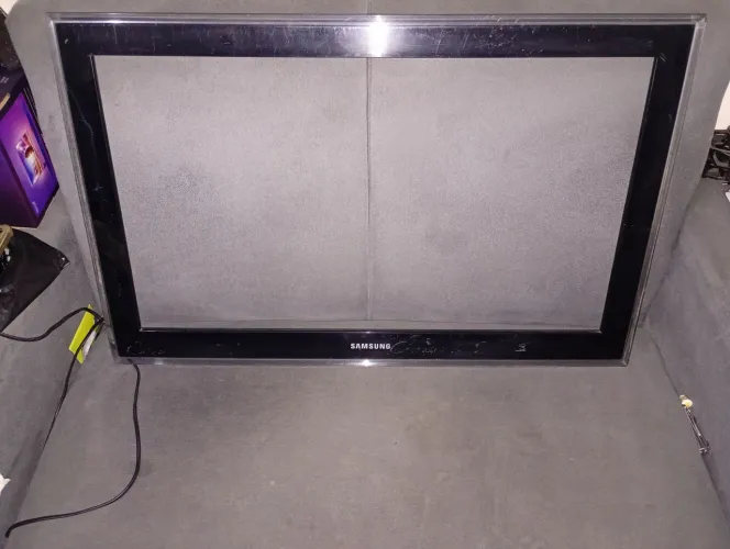 Moldura Samsung 32 polegadas