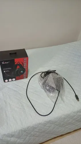 Fone de ouvido USB para jogos luzes RGB