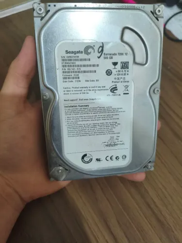 Kit 2 HDs para PC Desktop: Seagate 500GB + Hitachi 320GB (SATA 3.5")