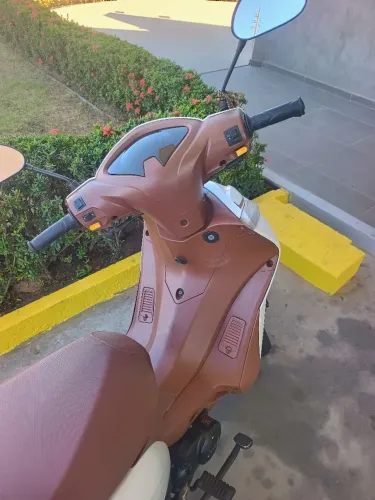 VENDO OU TROCO EM UMA HONDA BROS