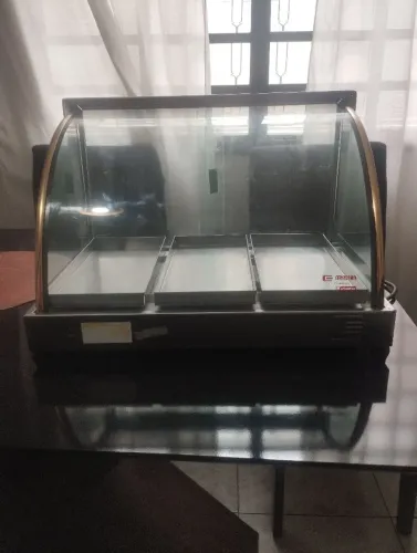 Estufa semi nova 3 bandejas 127w 