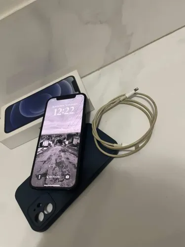 iPhone 12