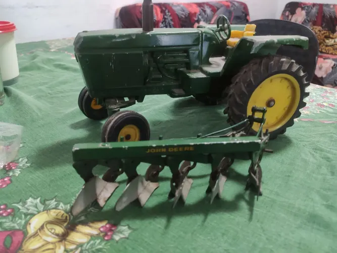 Antigo Trator De Brinquedo John Deere 730 - Alumínio / Metal Injetado Anos 60/70 Ertl