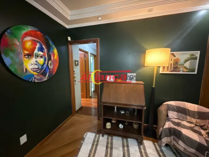 Linda Casa na Vila Galvão, Conforto, Espaço e Qualidade de Vida!