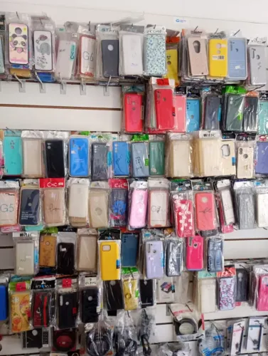 Vendo loja manutenção de celulares 10 mil capa 9 mil película 100 placa tablet 