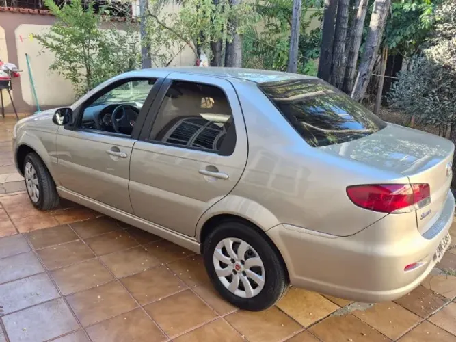 Fiat Siena EL 1.4 MPI Fire Flex 8V 4P 2013