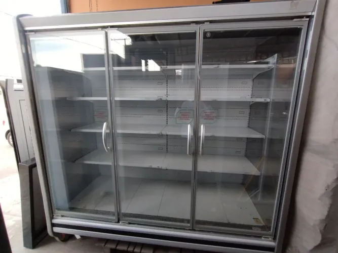 EXPOSITOR REFRIGERADO