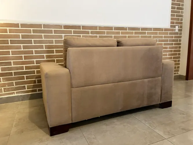 Sofá 2 lugares