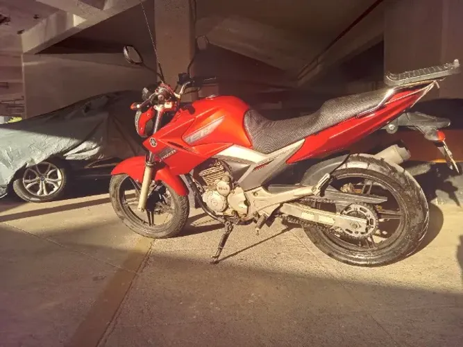 Yamaha FAZER 250cc 2010 mod. 2011