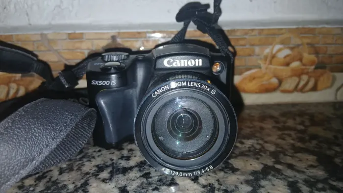 Fujifilm FinePix S5000.