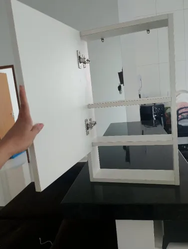 Armário de banheiro 