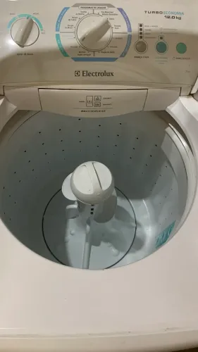 Máquina de Lavar Electrolux 12 kg (usada)