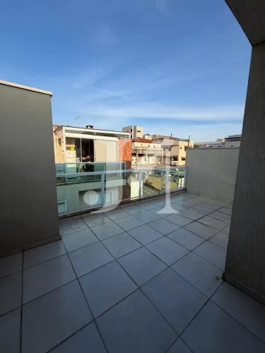 Casa em Condomínio de 198m², 3 Dormitórios e 3 Vagas no Condomínio Residencial Aurora e Ar