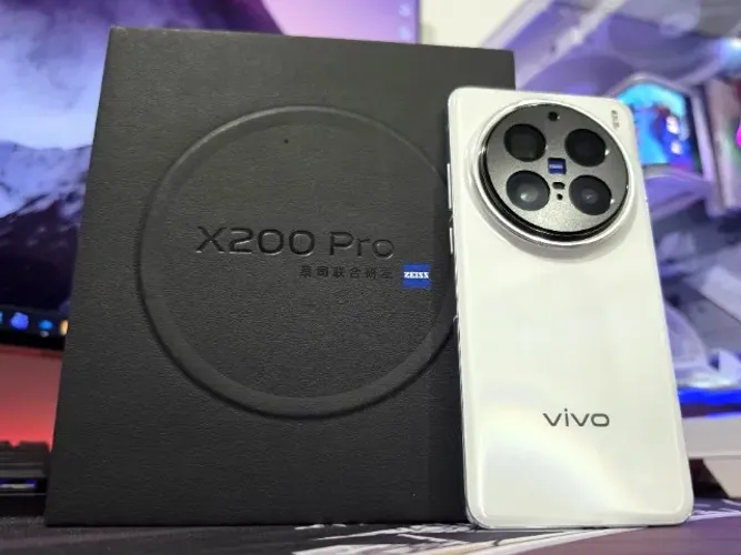 X200 Pro 256Gb Branco
