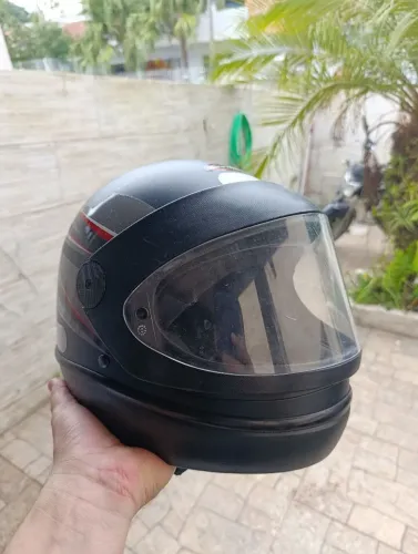 Capacete San Marino feminino