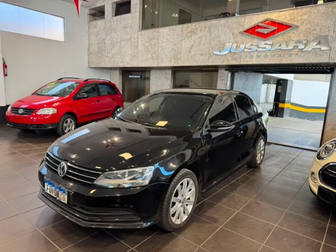 Volkswagen Jetta Comfortline 2.0 T.flex 8V 4P Tipt. 2015