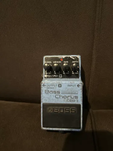 Pedal Boss Bass Chorus CEB 3