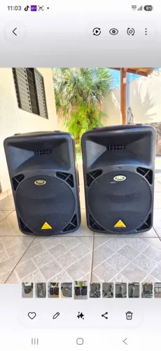 Par de caixas de som ativas Eurolive. 15 polegadas, 550 watt