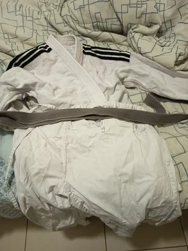 Kimono Judô Adidas J500NL Tamanho 180 | QUASE NOVO - Usado menos de 2 meses