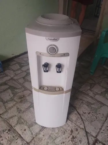 Gelagua Esmaltec de coluna