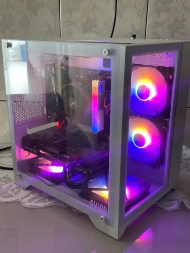 PC Gamer Ryzen 5 5500 + RX 6650 XT