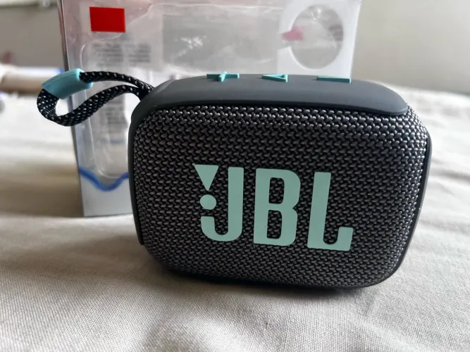 Vende-se JBL mini  GO4 Nova
