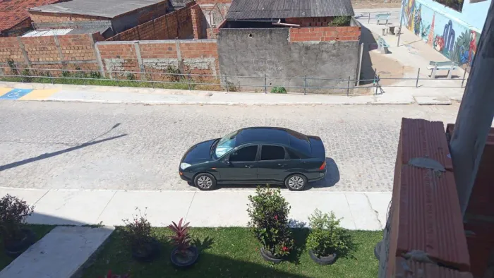 Ford Focus Sedan 1.8 16V 115cv 4P 2003