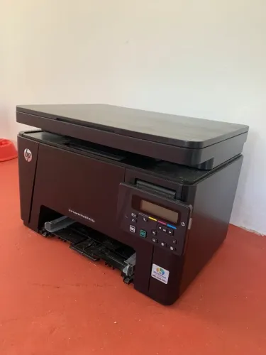 Impressora HP LaserJet M176n