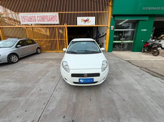 Fiat Punto Essence 1.6 Flex 16V 5P 2012