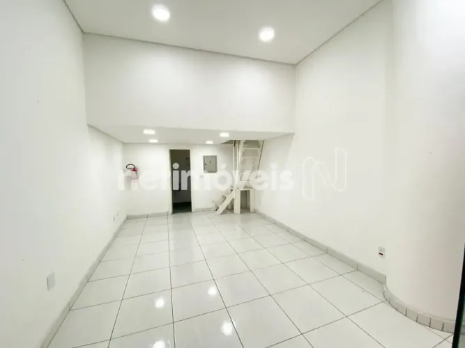 Loja Galeria Com Mezanino Locação República | 24 m²; | Galeria R. Monteiro | Rua 24 de Mai