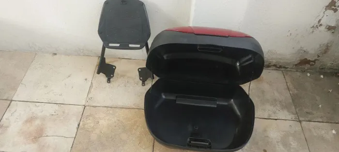 Suporte para baú e bauleto protork 45 litros.
