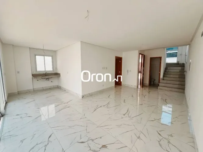 Sobrado à venda, 124 m² por R$ 1.050.000,00 - Alto da Glória - Goiânia/GO