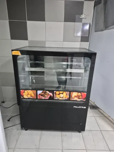 Balcão vitrine /estufa para salgados