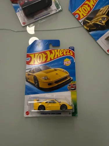 FERRARI F40 HOTWHEELS