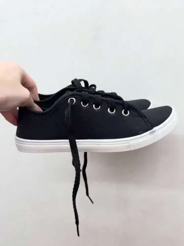 tênis feminino preto casual