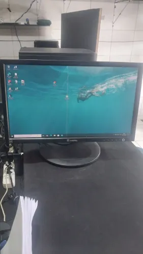 Pra quem procura um monitor mais em conta esse está top