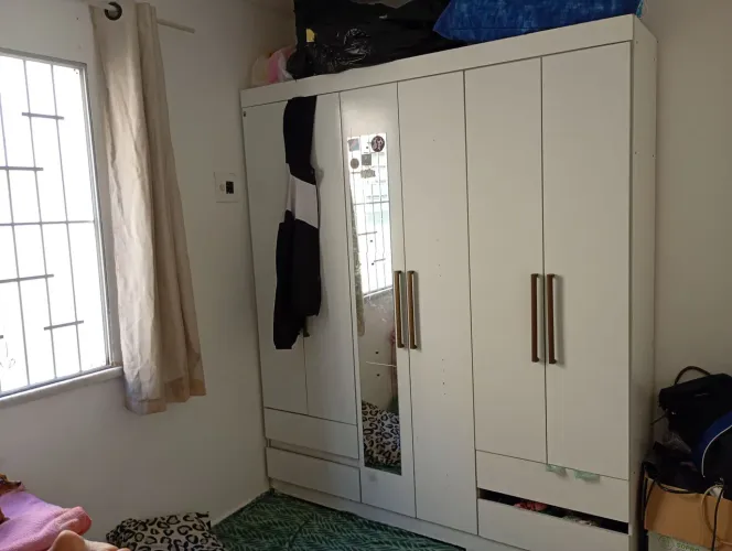 Vendo guarda roupa