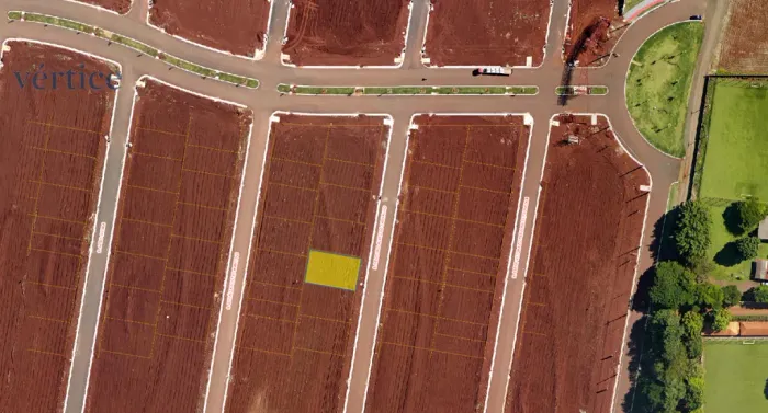 Terreno à venda em Maringá, Jardim Munique, com 400 m²