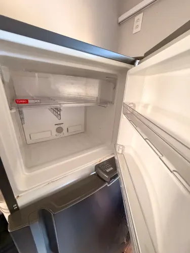 Geladeira Brastemp Frost Free Duplex BRM44HK 375 Litros Cor Inox