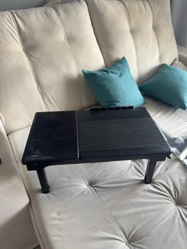 Mesa retrátil para Notebook