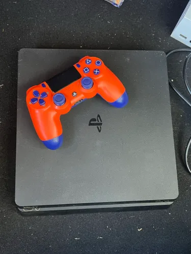 PS4 Slim 500GB + Controle Edição Especial