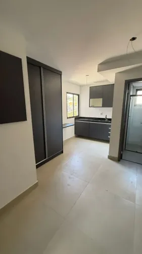 Studio para locação com elevador na Vila São Pedro 20 m² com planejados