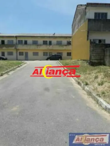 Casa com 2 quartos para alugar, 62,86 m² - Vila Rio de Janeiro - Guarulhos/SP, R$ 1.400,00