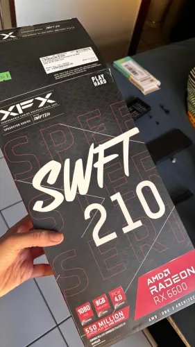 ? RX 6600 XFX Speedster SWFT 210 8GB - Impecável | Caixa Original | Roda Tudo em Full HD