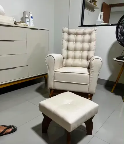Cadeira de amamentação