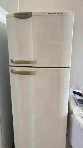 Geladeira Electrolux DC34 Duplex Super Freezer