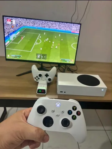 Xbox séries s 2 controles 659 jogos