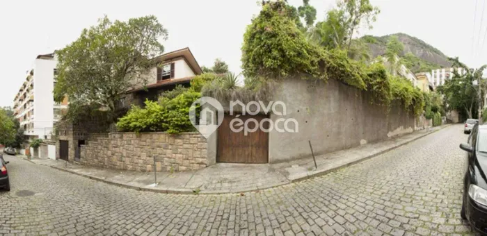 Cosme Velho | Casa 6 quartos, sendo 1 suite